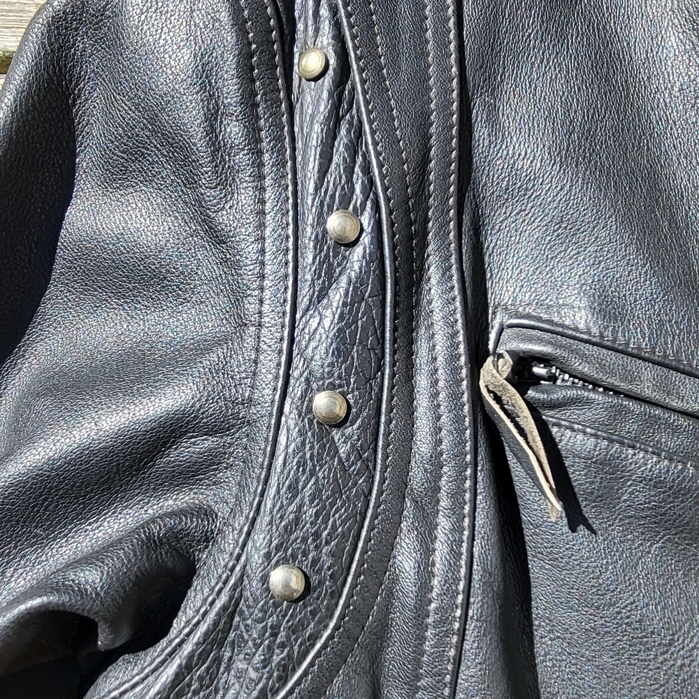 Women's Black Leather Jacket - Picture 5 of 16